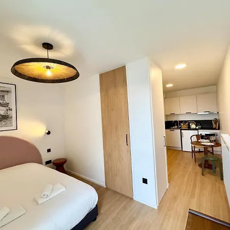 We Live Sharies A404 Apartment Reims