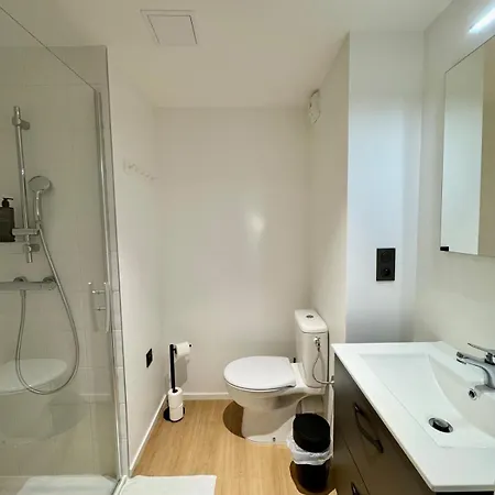 We Live Sharies A404 Apartment
