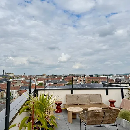 We Live Sharies A404 Apartment Reims